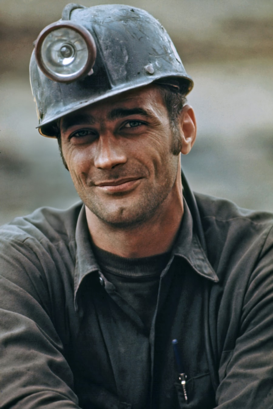 Handwerker mit Schutzhelm